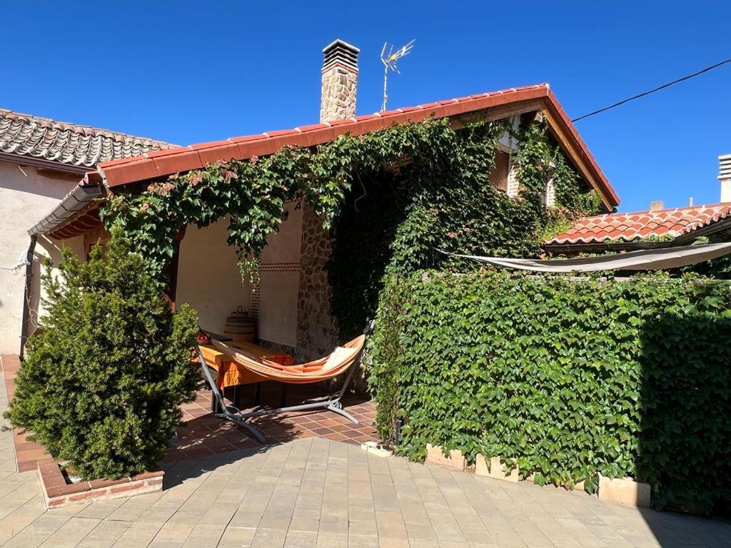 Casa Rural Hazanas Adanero Exterior foto