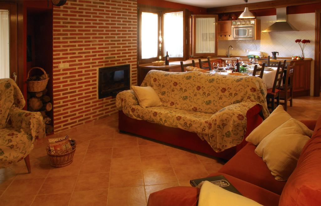 Casa Rural Hazanas Adanero Exterior foto